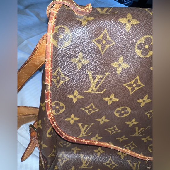Louis Vuitton Monogram Saumur 35 - Picture 11 of 16